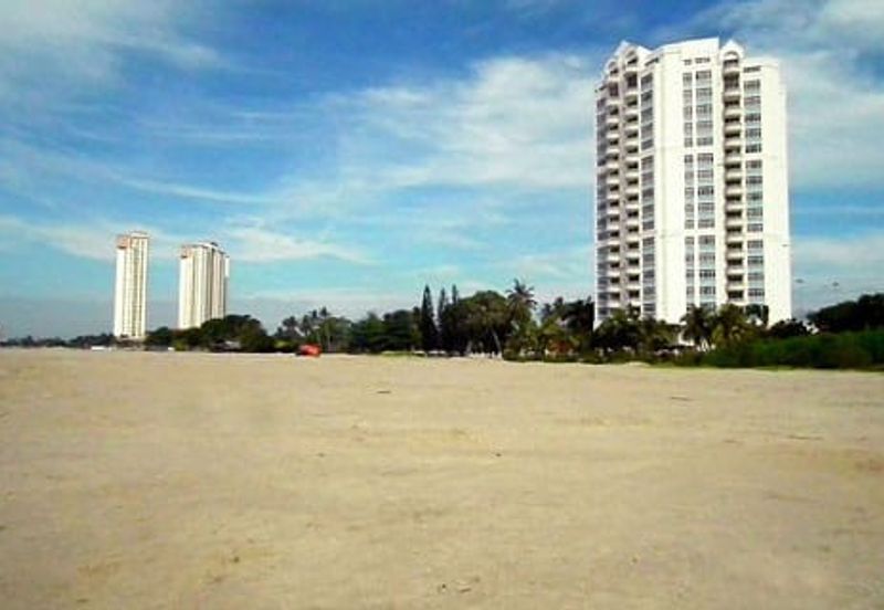 KONDOMINIUM SERI BAYAN