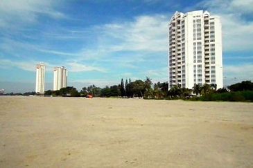 KONDOMINIUM SERI BAYAN