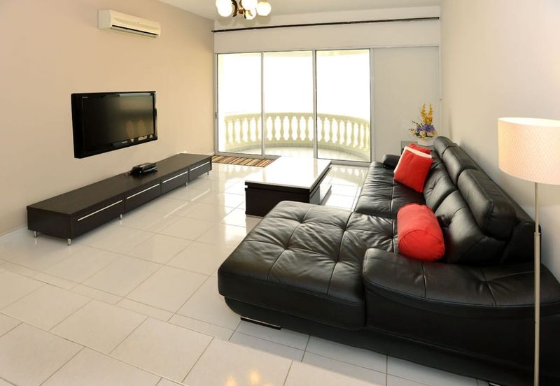 KONDOMINIUM SERI BAYAN