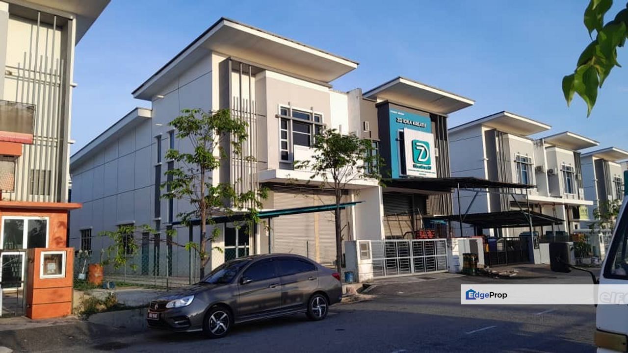 1.5 Storey Semi-D Factory for Sale at Tasik Utama Ayer Keroh Melaka, Melaka, Ayer Keroh