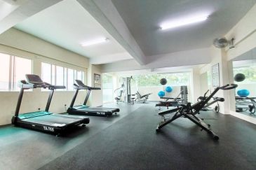 Sering Akasia Duplex: Hill Views, MRT Walk, Family-Centric Living in Cheras