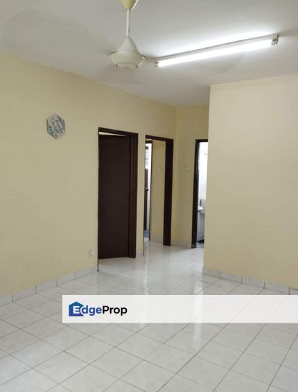 FOR SALE: Cempaka Apartment (Taman Bunga Raya,Bukit Beruntung / 3R2B), Selangor, Rawang