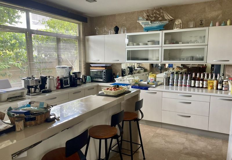 Changkat Kiara Surya