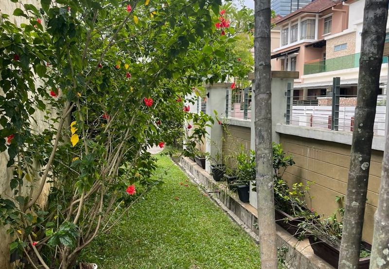 Changkat Kiara Surya