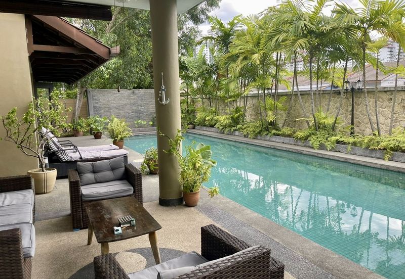 Changkat Kiara Surya