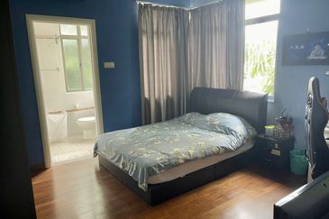 Changkat Kiara Surya