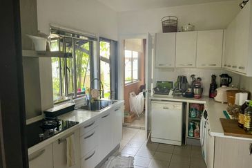 Changkat Kiara Surya