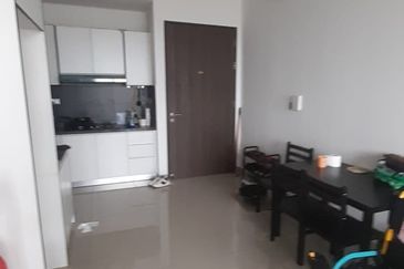 SKS Habitat Apartment, Larkin