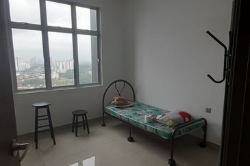SKS Habitat Apartment, Larkin