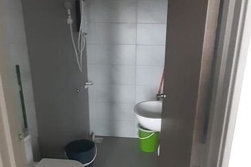 SKS Habitat Apartment, Larkin