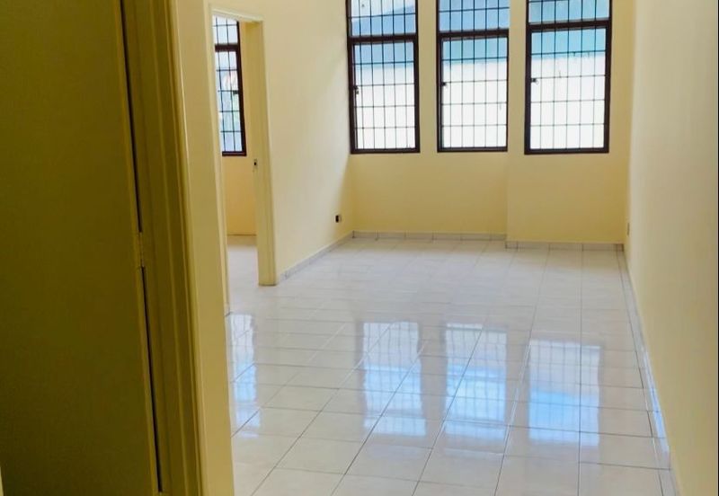 SHOP APARTMENT BATU CAVES FOR SALE