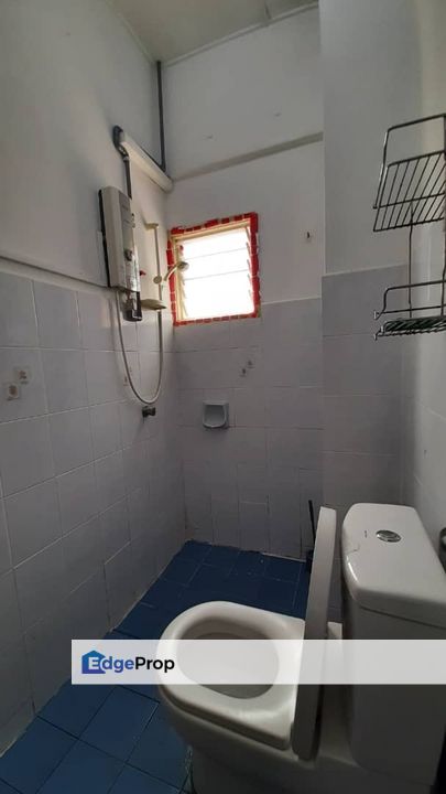 Freehold low rise condo 3r2b for SALE @ Sri Alpinia Apartment, Puchong, Selangor, Bandar Puteri Puchong