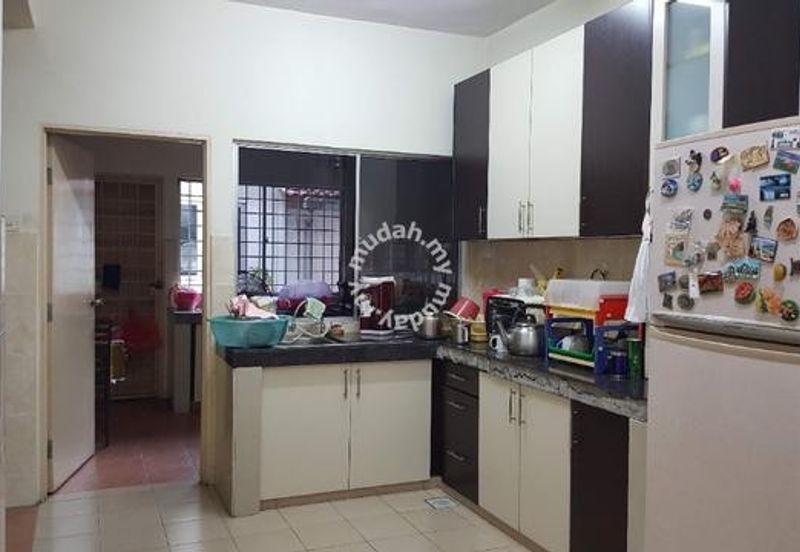 Sungai buloh taman sri buloh 2 storey terrace house freehold rm600k