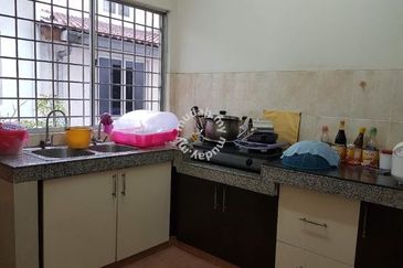 Sungai buloh taman sri buloh 2 storey terrace house freehold rm600k