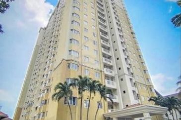Solaris Dutamas Anggun Puri Condominium Freehold Renovated Facing KLCC View RM 680,000