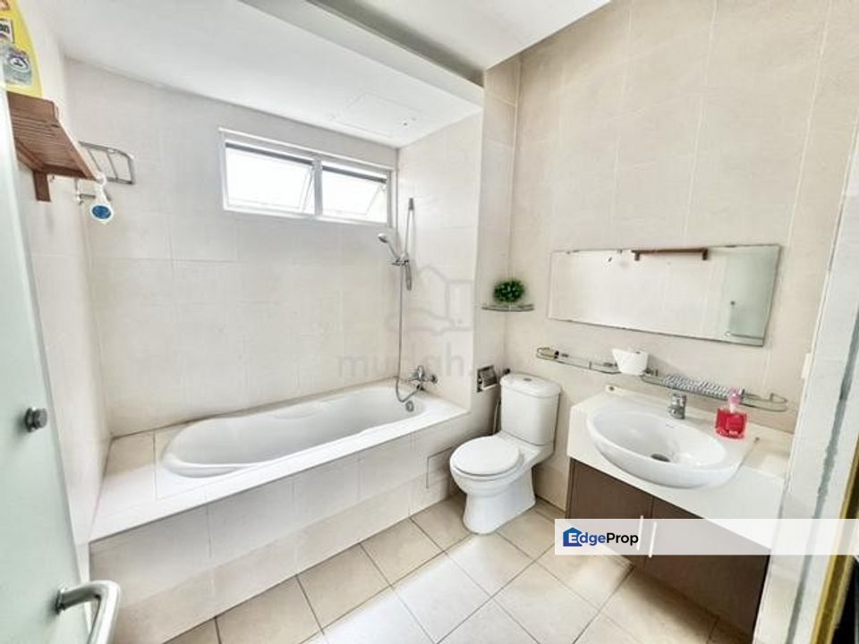 Solaris Dutamas Anggun Puri Condominium Freehold Renovated Facing KLCC View RM 680,000, Kuala Lumpur, Dutamas