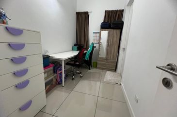 Freehold, lower floor 3R2B2CP for SALE @ Le Pavilion, Puchong