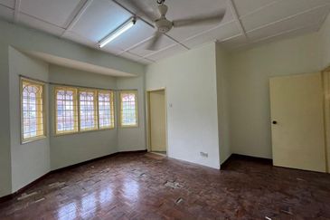 Freehold 2 storey terrace for SALE @ Taman Bunga Negara, Shah Alam