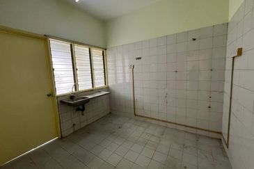 Freehold 2 storey terrace for SALE @ Taman Bunga Negara, Shah Alam