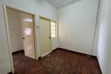 Freehold 2 storey terrace for SALE @ Taman Bunga Negara, Shah Alam