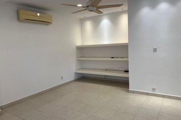 Taman Putra Prima Puchong 2 Storey Gated & Guarded