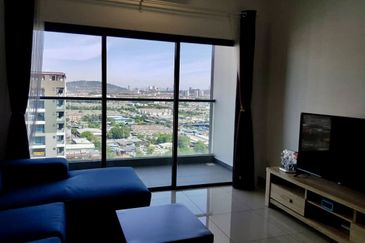 Fully Furnished MRT Landmark Residence Sg Long