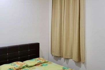 Fully Furnished MRT Landmark Residence Sg Long