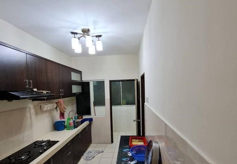 Pangsapuri Puncak Baiduri Cheras Tun Hussein Onn 