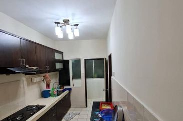 Pangsapuri Puncak Baiduri Cheras Tun Hussein Onn 