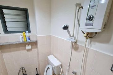 Pangsapuri Puncak Baiduri Cheras Tun Hussein Onn 