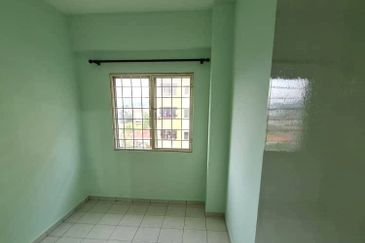 Pangsapuri Puncak Baiduri Cheras Tun Hussein Onn 