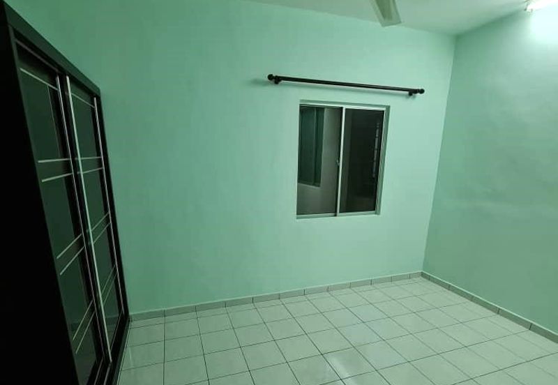 Pangsapuri Puncak Baiduri Cheras Tun Hussein Onn 