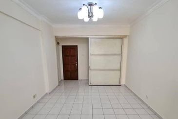 Pangsapuri Puncak Baiduri Cheras Tun Hussein Onn 