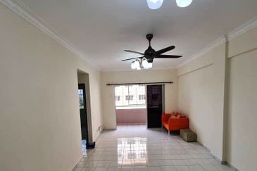 Pangsapuri Puncak Baiduri Cheras Tun Hussein Onn 