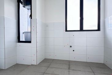 100M Close to MRT You City 3 Corner Unit Tmn Suntex Cheras Batu 9 CHS