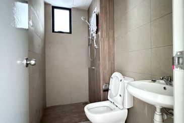 100M Close to MRT You City 3 Corner Unit Tmn Suntex Cheras Batu 9 CHS