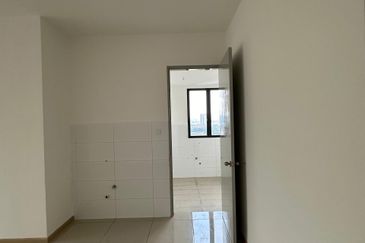 100M Close to MRT You City 3 Corner Unit Tmn Suntex Cheras Batu 9 CHS