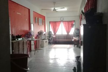 Apartment Taman Bukit Segar, Blok A3 Cheras Hartamas, KL For Sale