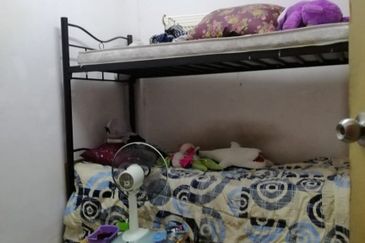 Apartment Taman Bukit Segar, Blok A3 Cheras Hartamas, KL For Sale