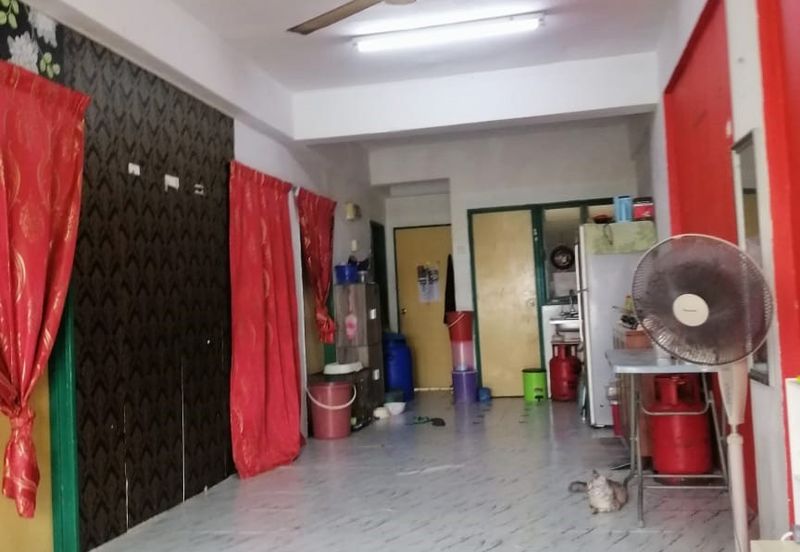 Apartment Taman Bukit Segar, Blok A3 Cheras Hartamas, KL For Sale