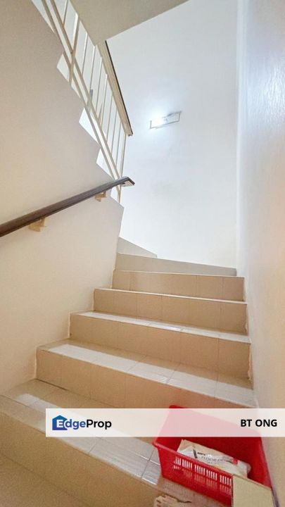 Gated & Guarded Super-Link 2-Storey 20x100ft Bandar Nusaputra Puchong, Selangor, Puchong