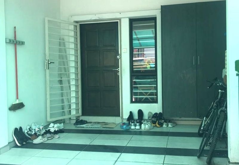 Park Villa Townhouse @ Puchong Freehold Landed Strata House In Bandar Bukit Puchong 2 For Sale