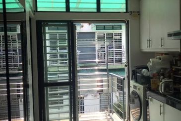 Park Villa Townhouse @ Puchong Freehold Landed Strata House In Bandar Bukit Puchong 2 For Sale