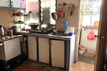 Glen Court, Bandar Sungai Long