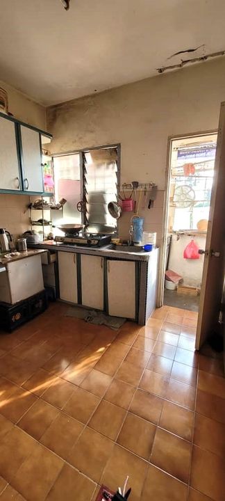 TAR University 200M Glen Court Bandar Sungai Long  Good For Investment, Selangor, Kajang