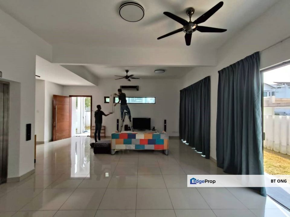 3 Storey Semi D with Private Lift Sunville Sungai Long Sungai Long Kajang, Selangor, Kajang
