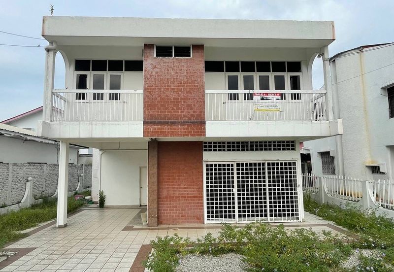  Seri Kembangan Serdang Jinma Bungalow 