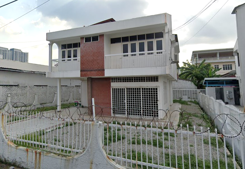  Seri Kembangan Serdang Jinma Bungalow 