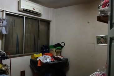 Corner Lot Flat Taman Sri Indah Balakong Cheras Jaya Seri Kembangan Low Cost Below Market Price