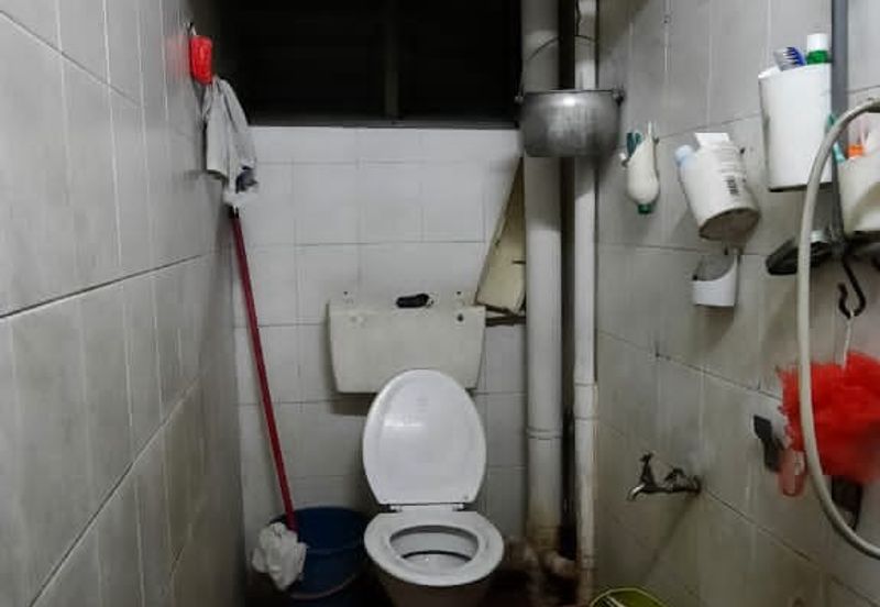 Corner Lot Flat Taman Sri Indah Balakong Cheras Jaya Seri Kembangan Low Cost Below Market Price